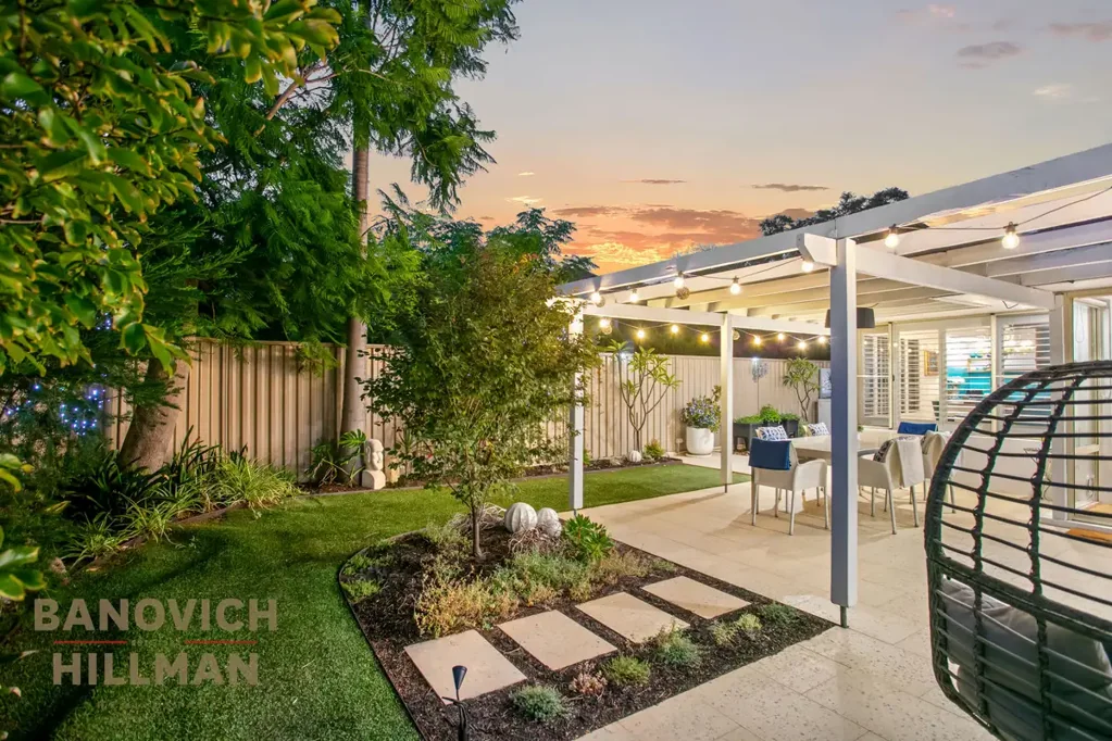 Applecross 4Phòng ngủ TIMELESS & RENOVATED SINGLE LEVEL HOME
