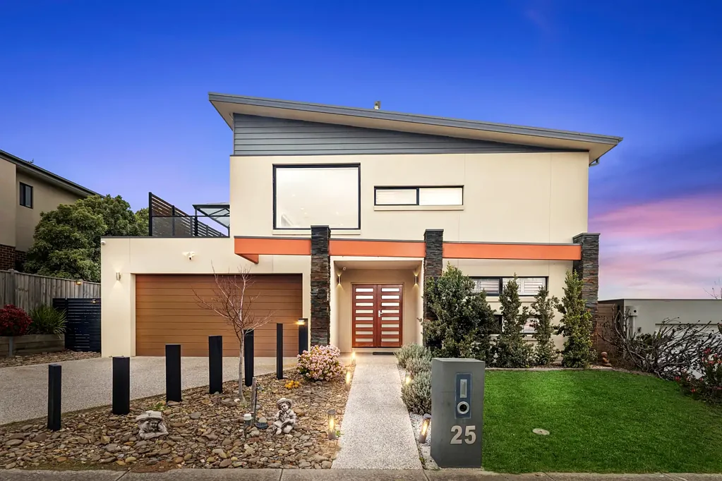 Highton 4બેડરૂમ Sophistication Meets Scale