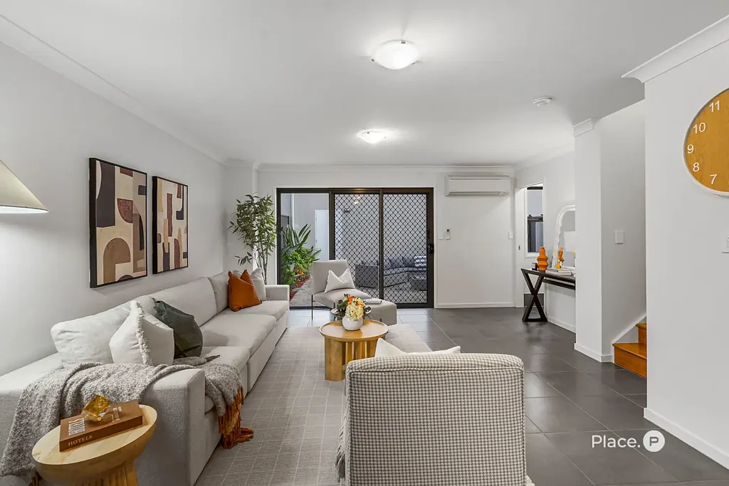 Calamvale 3部屋 Step Into Comfort – A Townhouse That Truly Has It All
