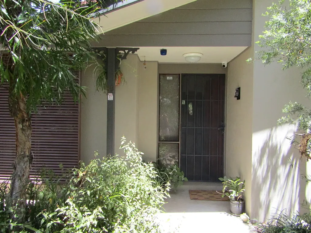 Calwell 3Zimmer Unique property  - your own nature sanctuary, bush retreat & native plant & bird haven!  Work done! Est. 3 Bed/1 Bath on large block, be quick!