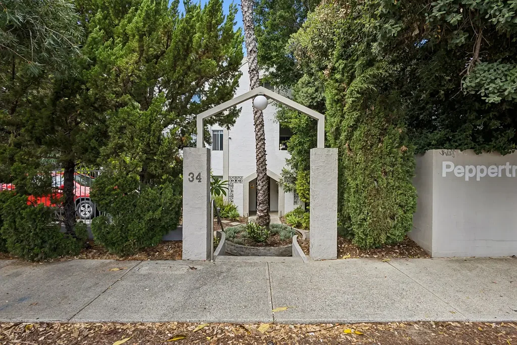 Highgate 2房  *****HOME OPEN CANCELLED - UNDER CONTRACT****