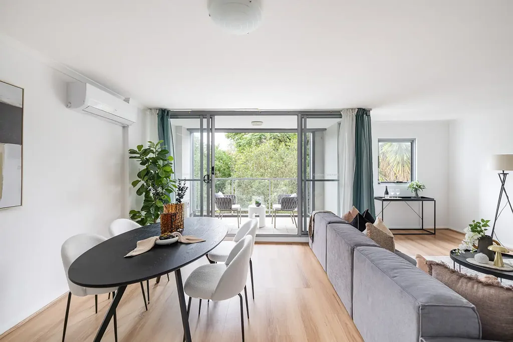 Peaceful ‘La Maison' home with unique garden connection