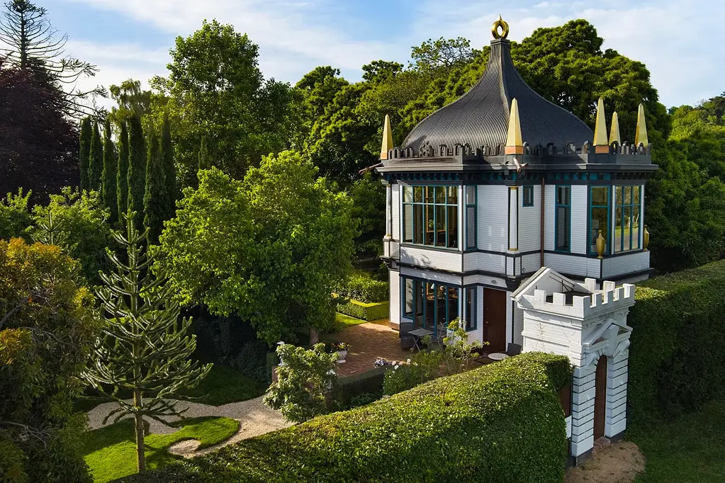 Charming English-inspired home in a Private Garden Sanctuary