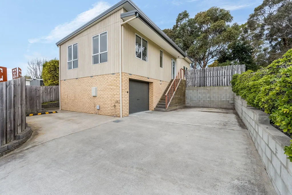 2/187 Tolosa Street, Glenorchy, TAS 7010