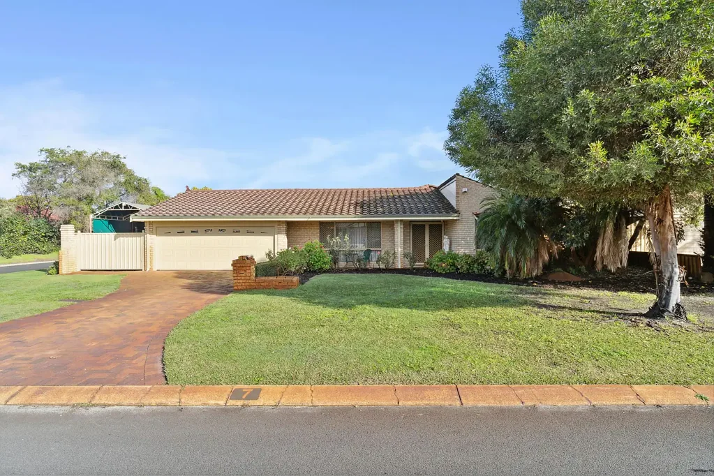 7 Discovery Drive, Morley, WA 6062