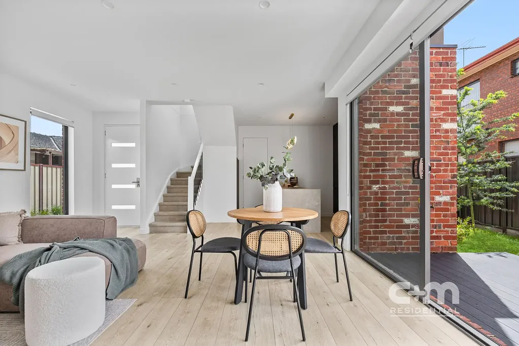 Pascoe Vale 3ਬੈੱਡਰੂਮ Double the Style, Double the Garage!