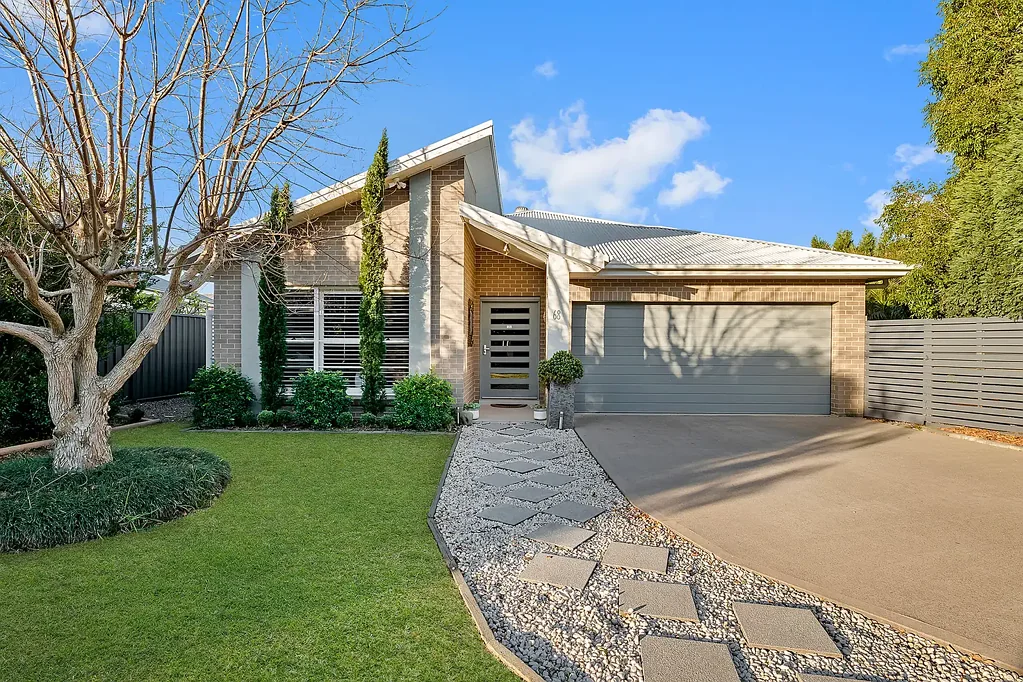 Fletcher 5બેડરૂમ Spacious Family Entertainer with Pool, Theatre & Outdoor Luxury