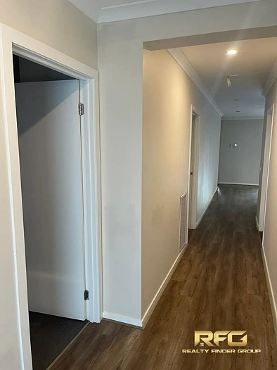 16 Hutton St, Deanside, VIC 3336, 4房, 2浴, House