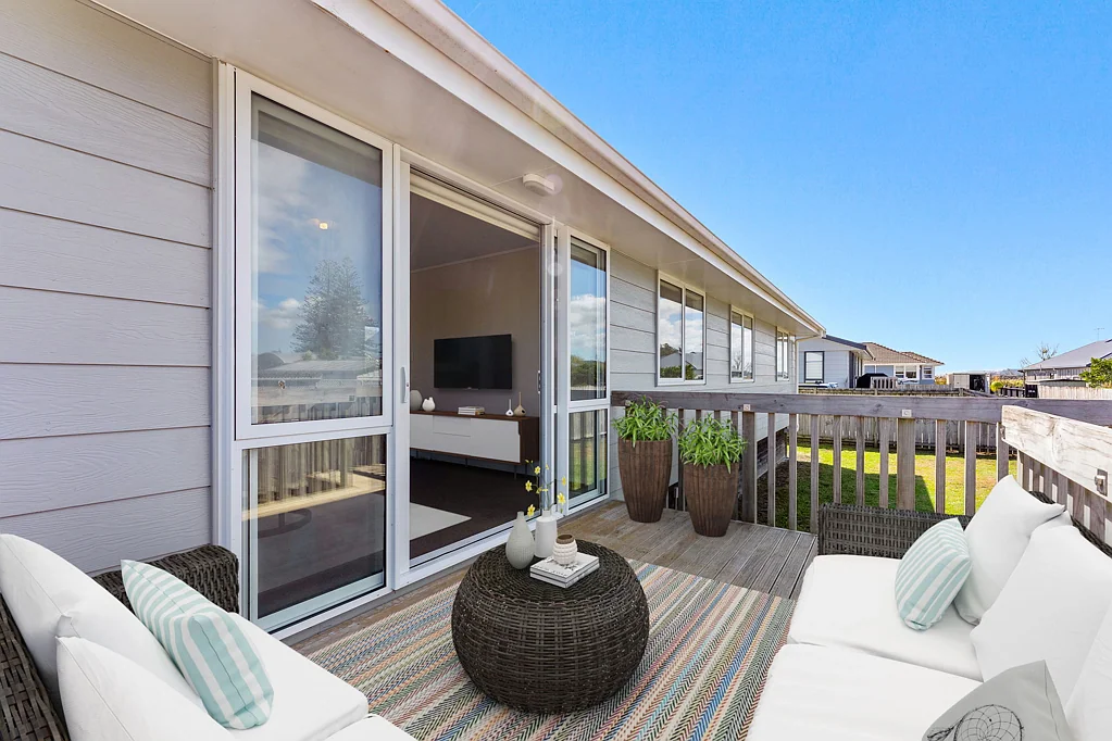 Helensville 4ਬੈੱਡਰੂਮ Modern 4-Bedroom Home