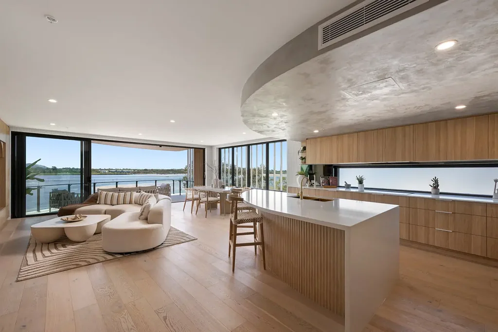 Maroochydore 3Zimmer Brand New Luxury Build: Top Floor, EastStunning Views