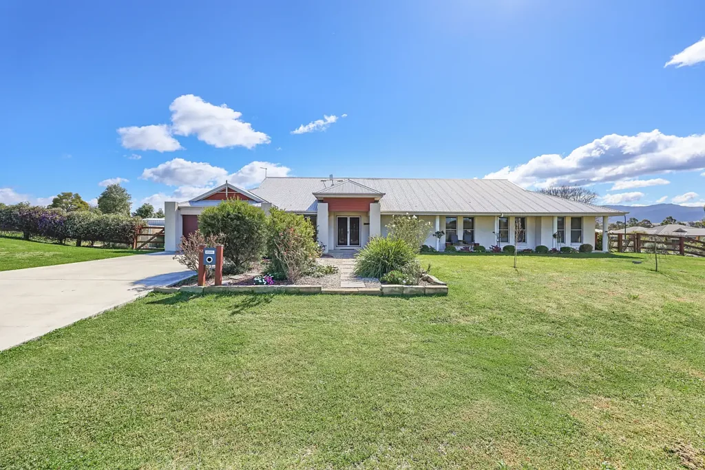 12 Kingfisher Crescent, Scone, NSW 2337