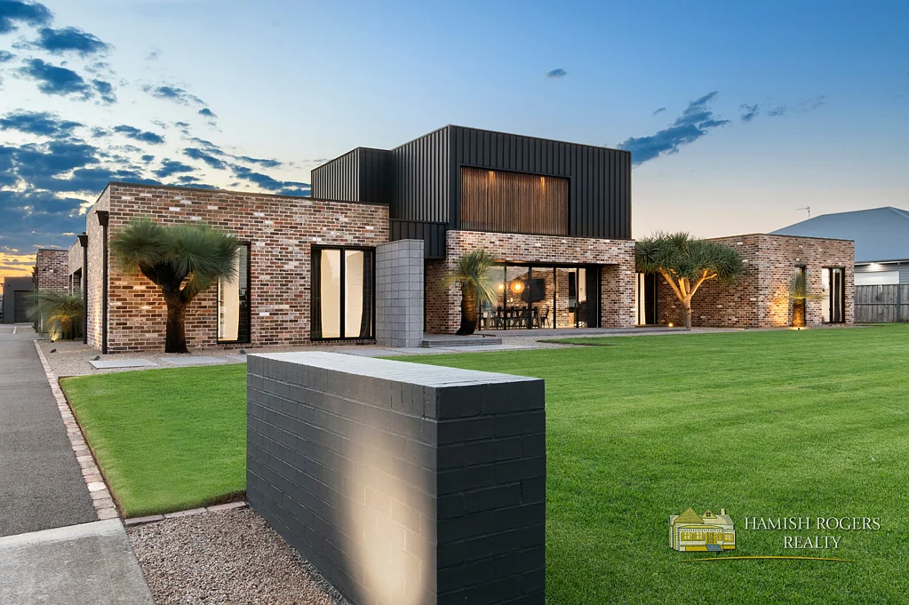 Pitt Town 6部屋 Designer Luxury on 1 acre!