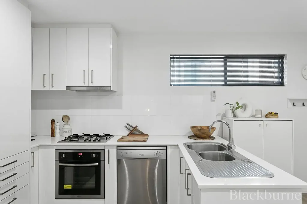 Stylish Woodlands Living