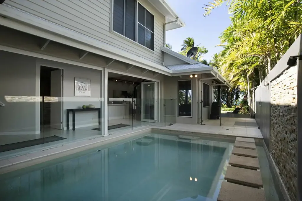 2/24 Donkin Lane, Mission Beach, QLD 4852