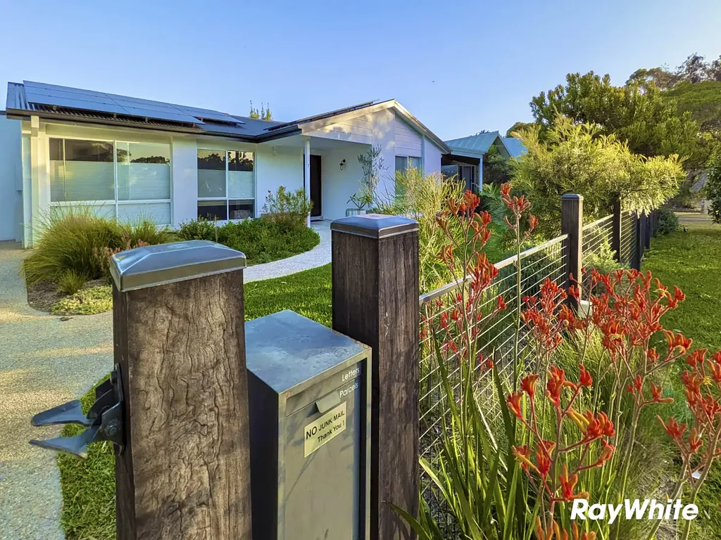 7 Zanthus Drive, Broulee, NSW 2537, 4 Bedrooms, 2 Bathrooms, House