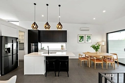2/59 Ison Street, Morningside