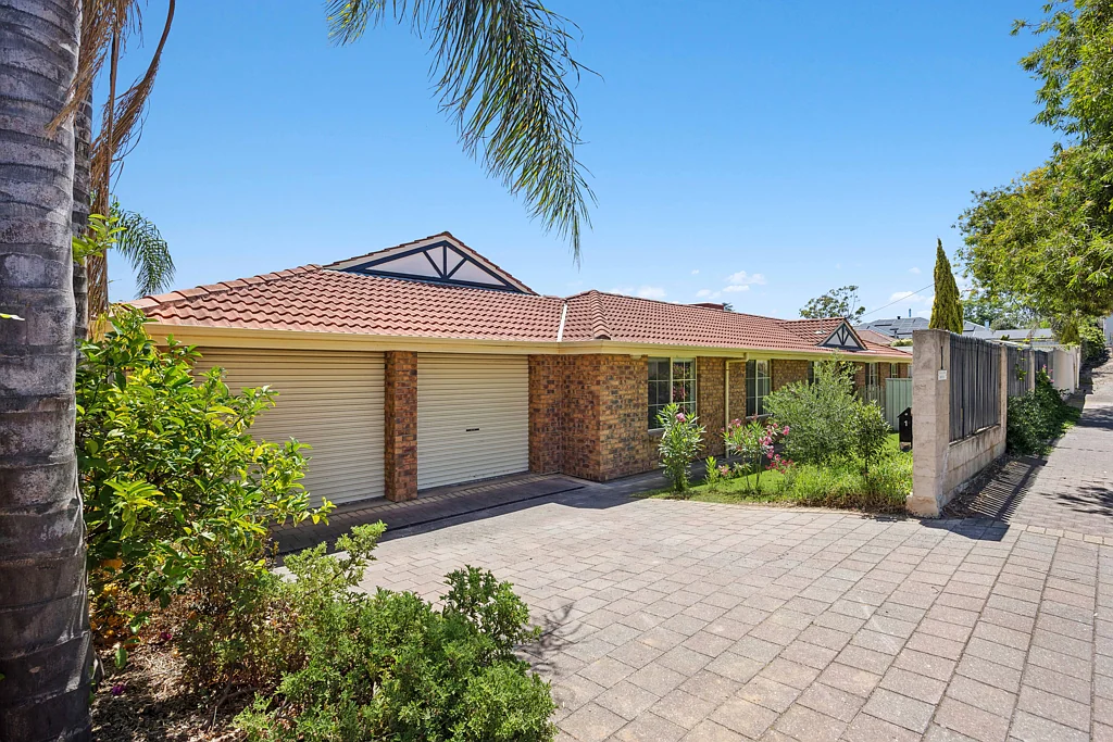 1 Stephenson Avenue, South Brighton, SA 5048