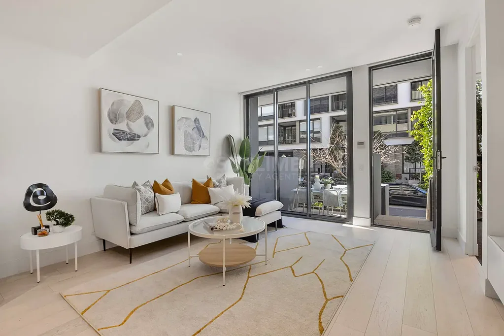 Erskineville 2 Bedroom Moving In, Investing or Downsizing! This BARGAIN BUY is the BEST VALUE 2 Bedroom Apartment in Erskineville!