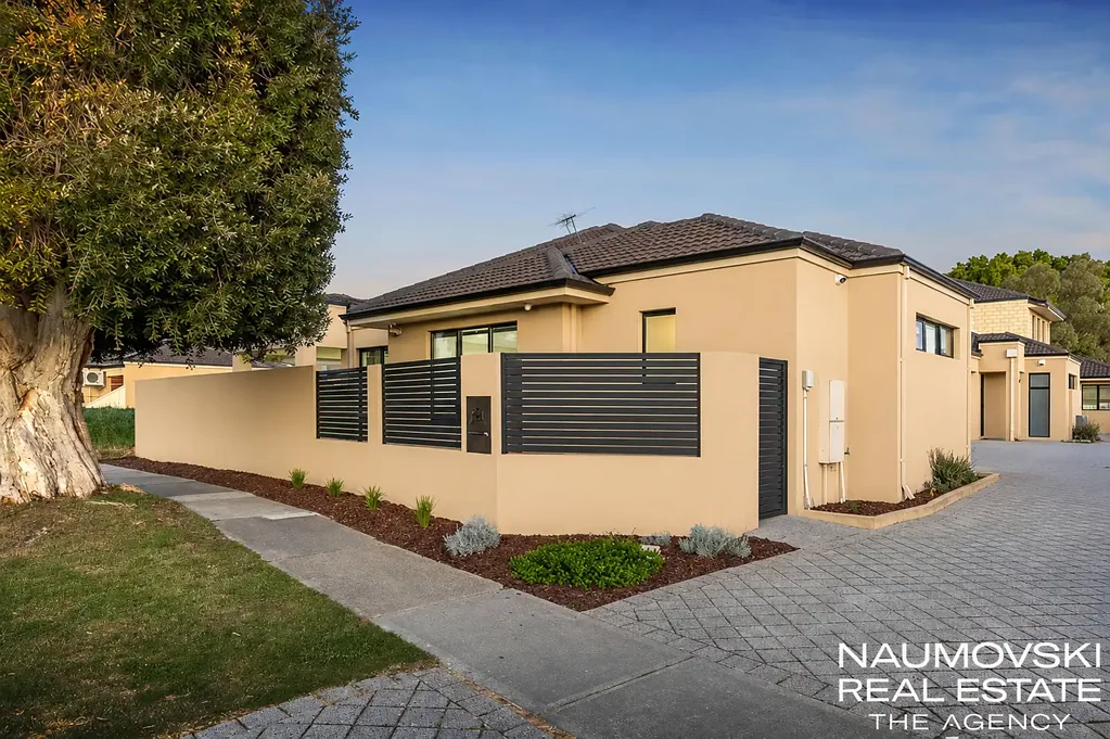 Westminster 4 Slaapkamer Modern Family Living, Space, Style & Convenience!