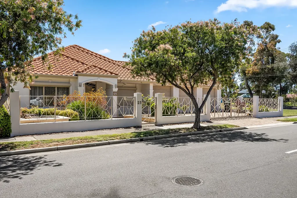 25 Dennis Drive, West Beach, SA 5024
