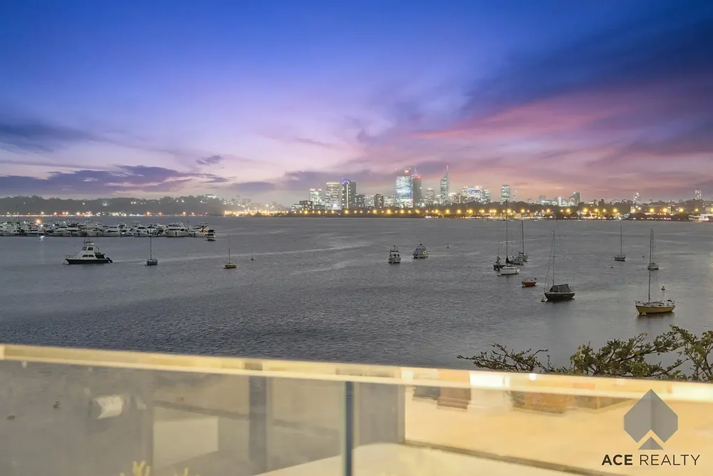 Applecross 2房  THE PINNACLE OF RIVERFRONT LUXURY