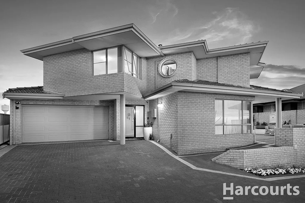 50B Halls Head Parade, Halls Head, WA 6210