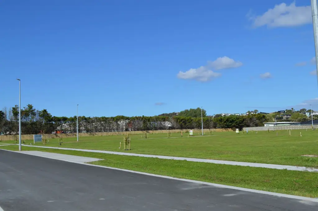 Mangawhai Heads NEW RELEASE - LARGE HEADS SECTIONS
