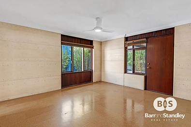 Living room - 8 Roundstone Court, Australind, WA 6233