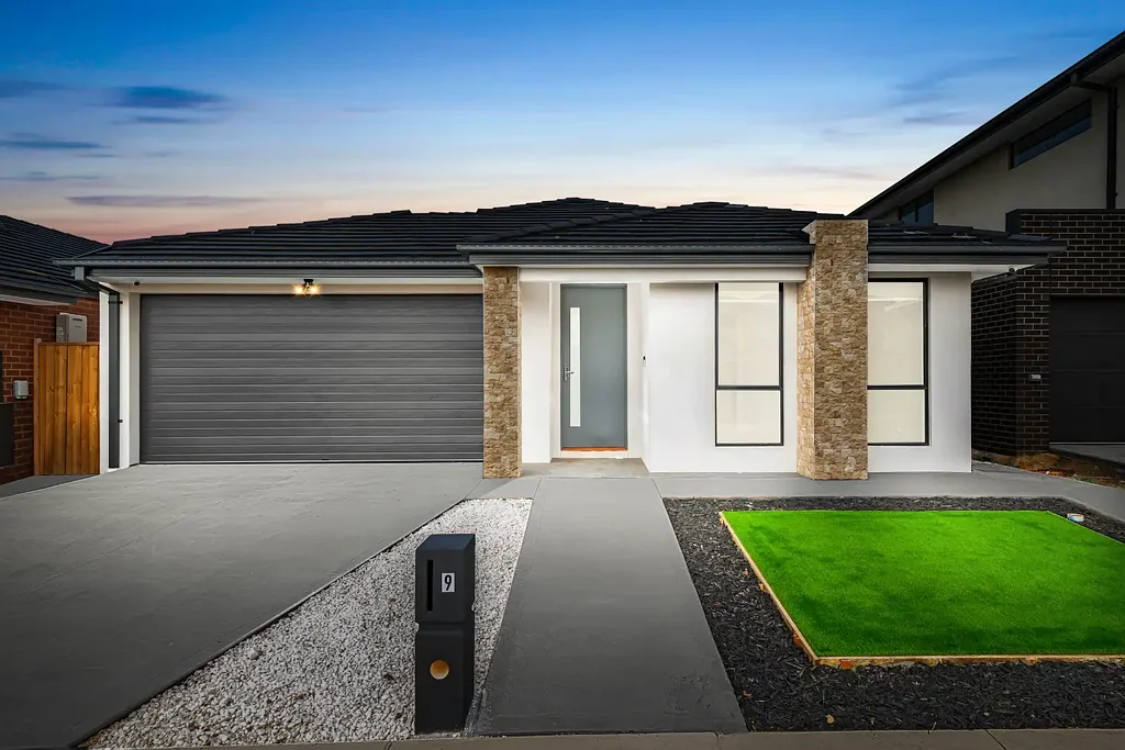 9 Semolina Street, Manor Lakes, VIC 3024