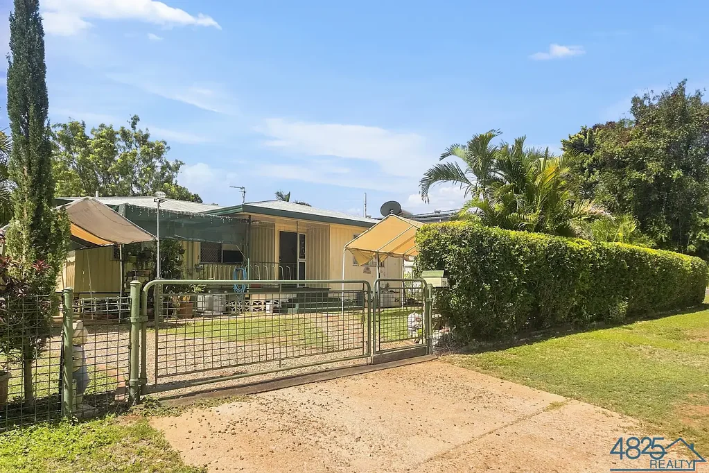 Mount Isa 3 Bedroom Family home in an excellent location