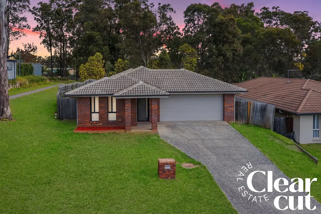 Bellbird Park 4 Bedroom Ready To Move -In! North-East Facing