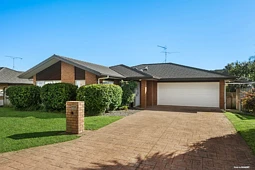 10 Darimouth Place, Albany