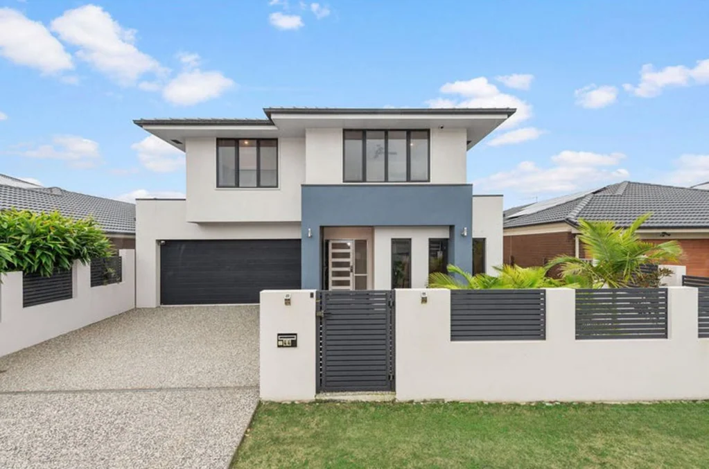 Pallara 4房  优雅家庭生活于斯托兰德庄园  ELEGANT FAMILY LIVING IN A STOCKLAND ESTATE