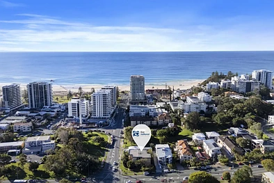 Coolangatta 2房  Two bedroom unit, just a few minutes walk to the beach!