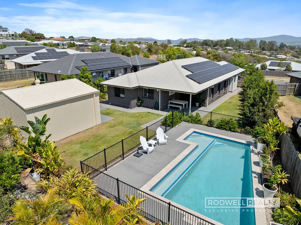 Beaudesert 4 Bedroom Family Home with a Pool - Summer Starts Here!