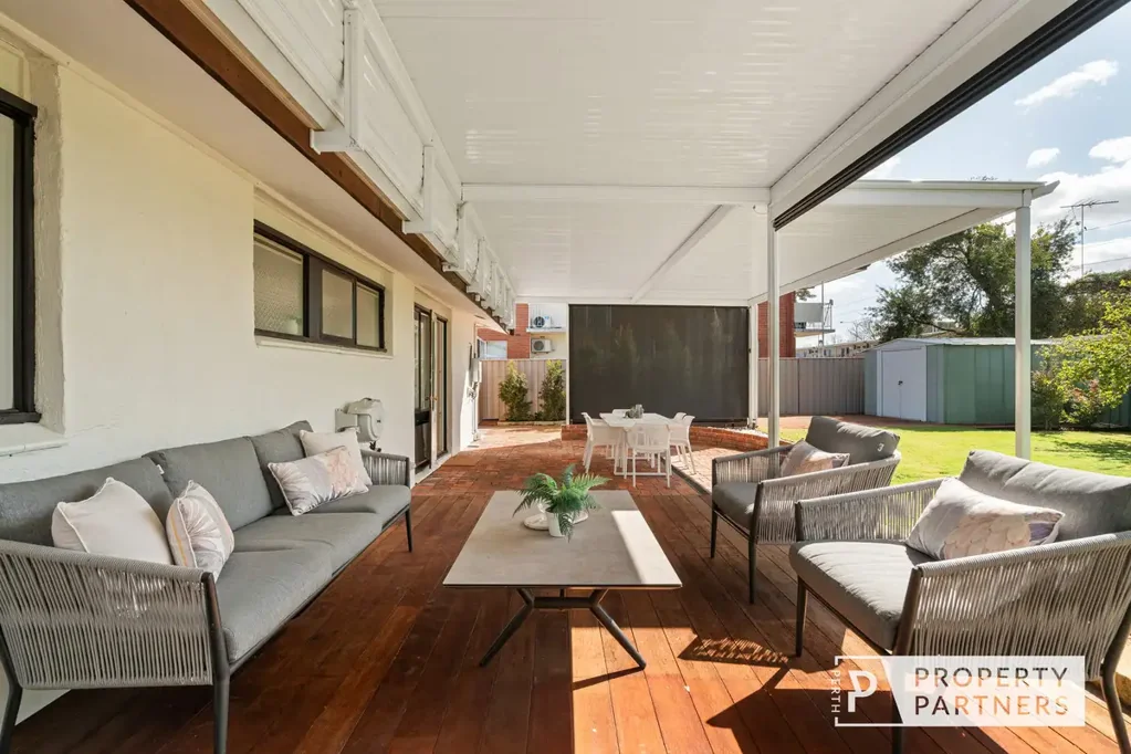19 Heard Way, Glendalough, WA 6016