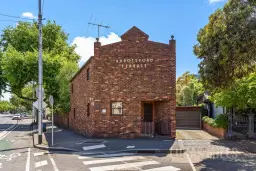 100 Molesworth Street, North Melbourne