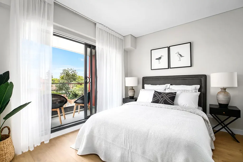 Luxury Executive Living Moments from Manly Beach - ALL Utilities Included