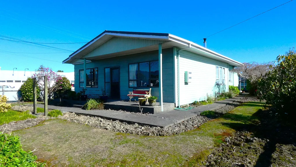 Westport 3 Bedroom Spacious family home, prime location