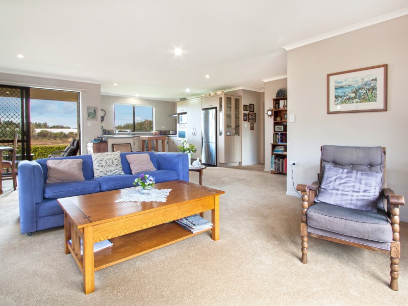 43 Malta Crescent, Katikati, Bay Of Plenty, 3 Bedrooms, 2 Bathrooms