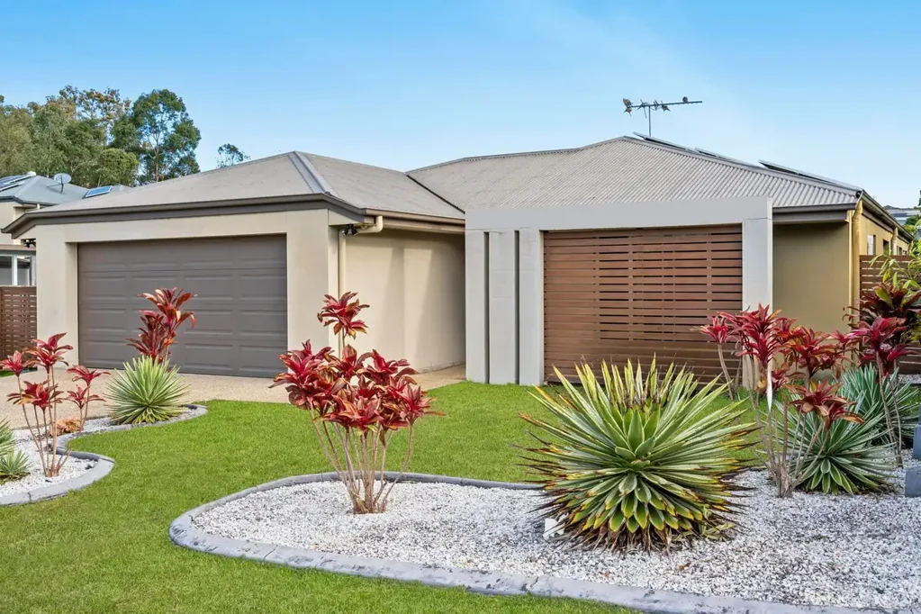 Spacious Family Home in Sought-After Jacobs Ridge Estate