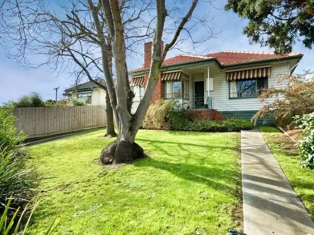 Box Hill North 6 Bedroom A Rare Chance to Secure a Versatile Corner Block in a High-Demand Location