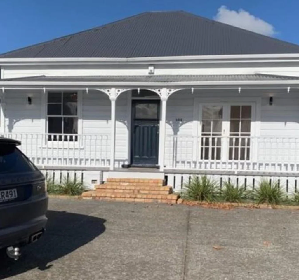 Ponsonby Profile Plus | Jervois Rd with Carparking