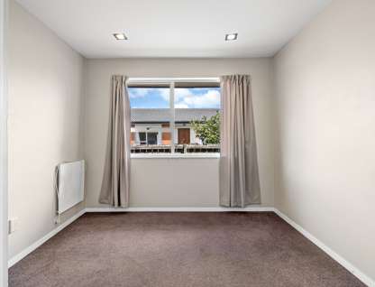 27 Denniston Crescent, Redwood, Christchurch, Canterbury, 3房, 1浴, 独立屋