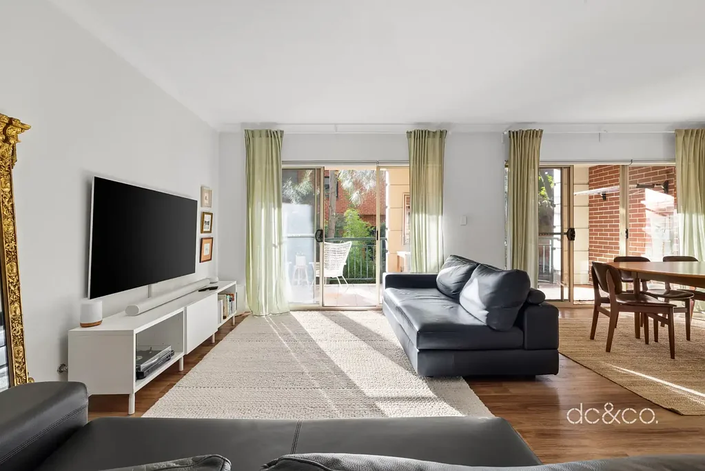 North Strathfield 3Kwarto Three-bedroom comfort with space and style to match