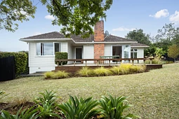 76 Queenstown Road, Onehunga