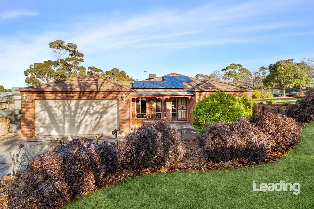 2 Churchill Place, Sunbury, VIC 3429