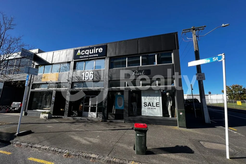 Grey Lynn Top Floor Office| 389sqm | Grey Lynn