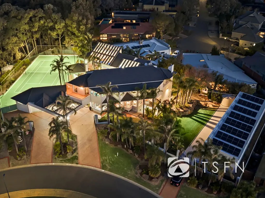 Strathdale 7 Bedroom One of Strathdale’s Finest Estates with Resort-Style Living
