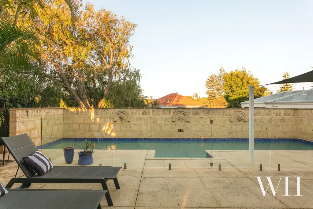 Mosman Park 5房  Sunsets, Sea Breezes and Space for Family